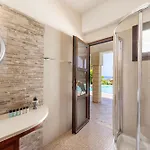 Sunnyvillas: 4br Seafront Villa*private Pool*bw44 * Protaras
